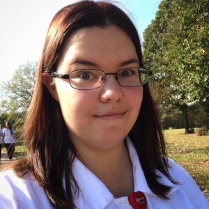 Meet your Posher, Elizabeth