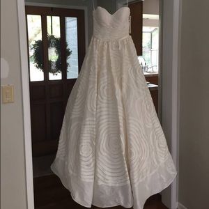 WTOO Waters wedding dress, style Camilla 18836