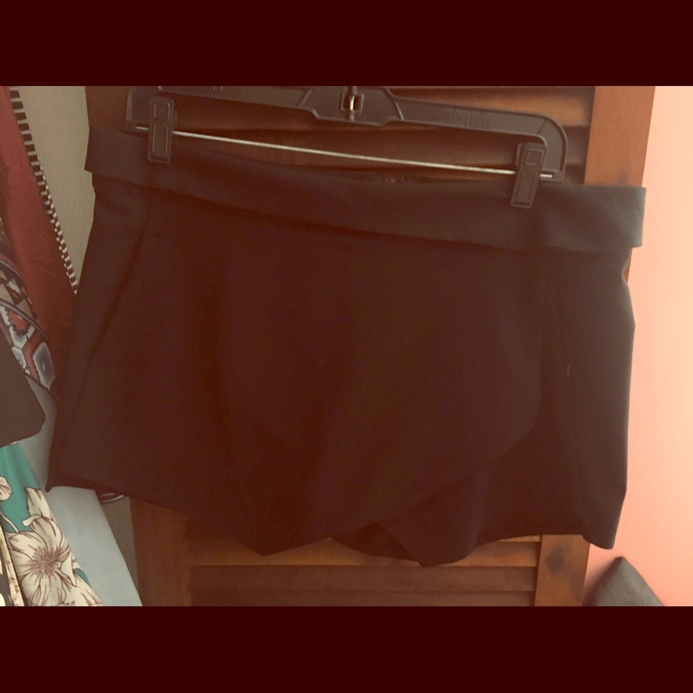 Zara black skort