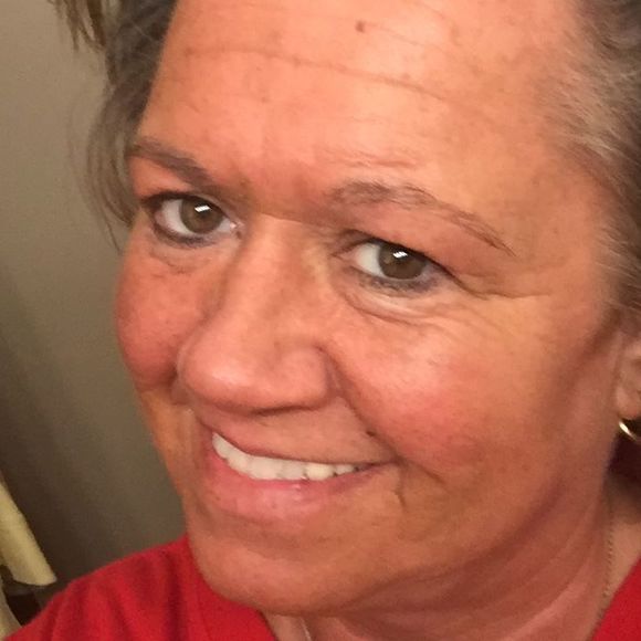 Meet your Posher, Paula - Picture 1 of 1