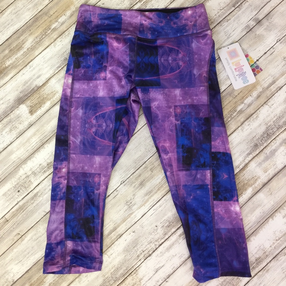 NWT small Jade Capri workout pants