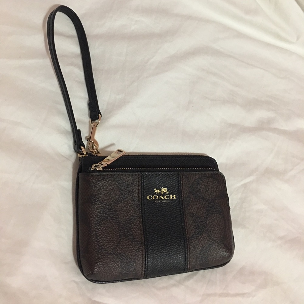 NWOT Small Coach Wristlet