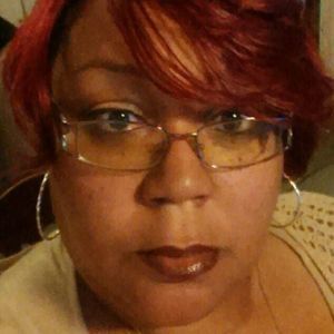 Meet your Posher, Alicia