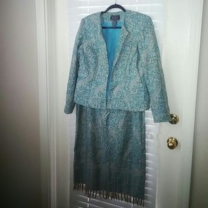 Ladies Two Piece Suit
