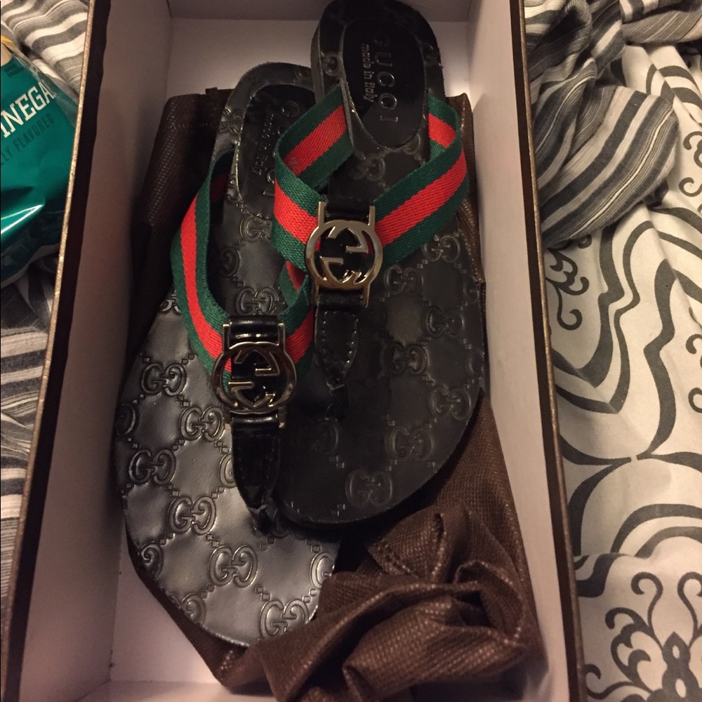 Gucci flip flops