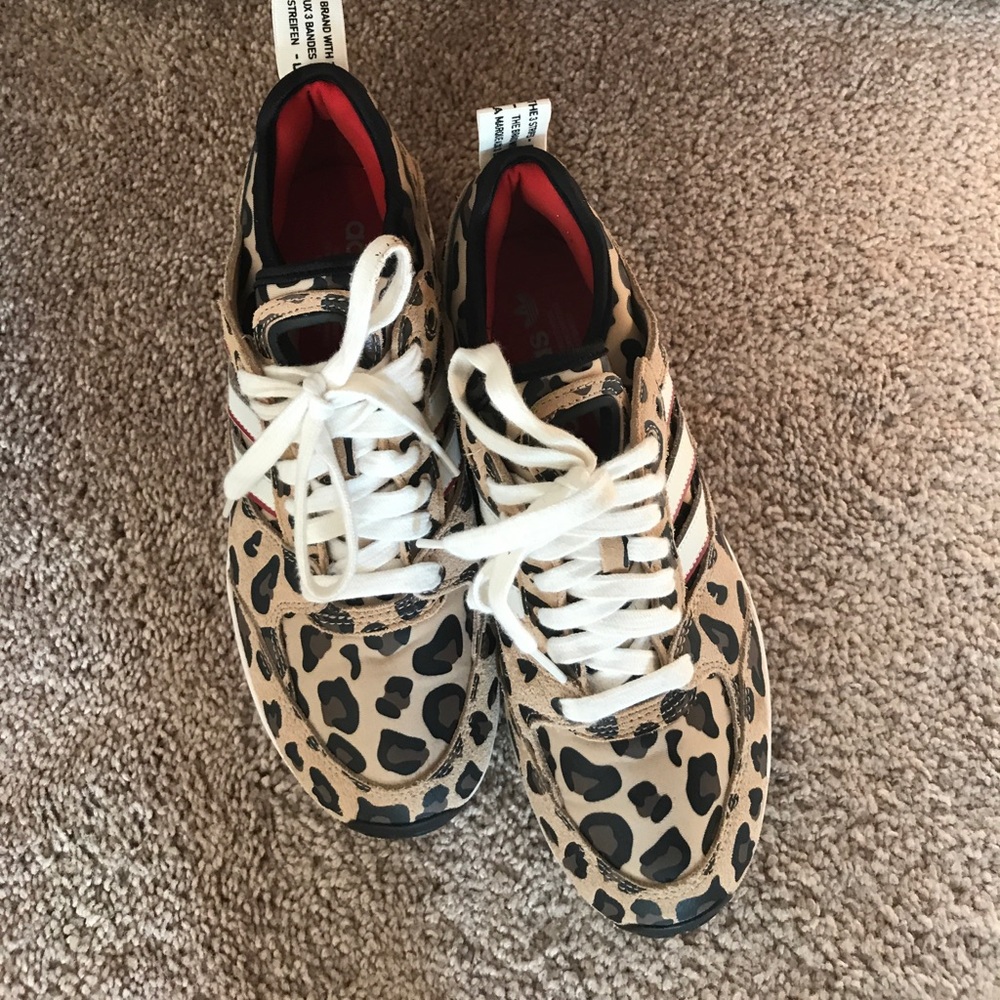 Leopard print Adidas slip ons