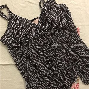 Top and bottom swim wear