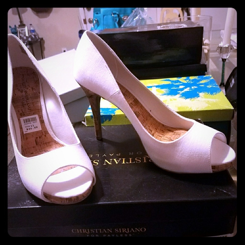 Peak toe canvas never worn