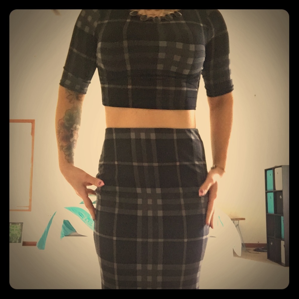 SOLD on Mercari - crop and high waisted skirt 💕