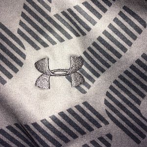 XL men's under armor zip up sweatshirt quick dri