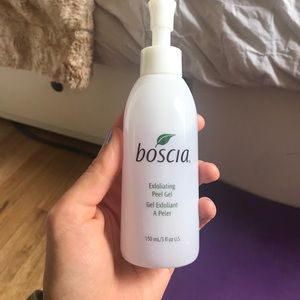 Boscia exfoliating peel gel (two pumps used)