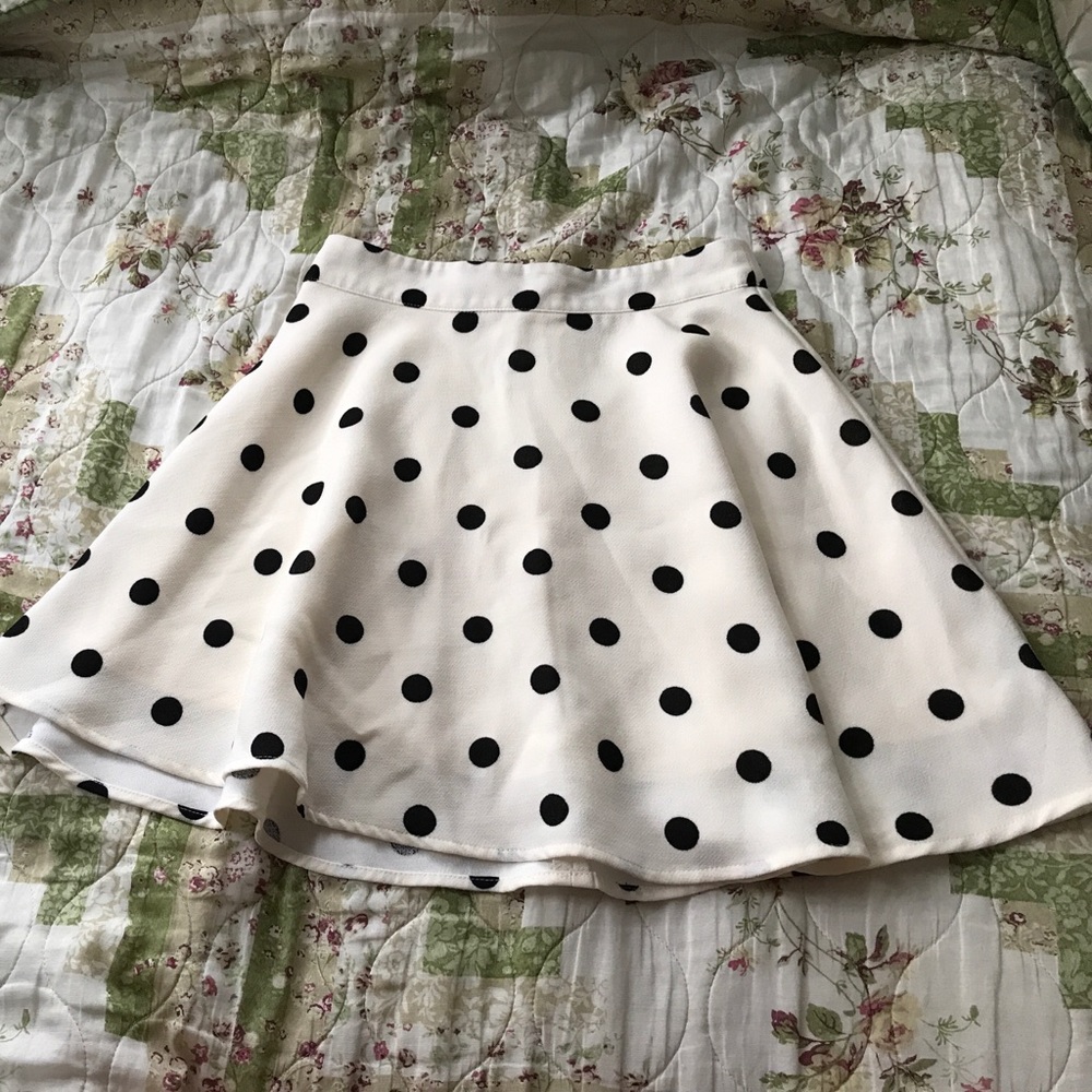 Forever 21 polka dot skirt