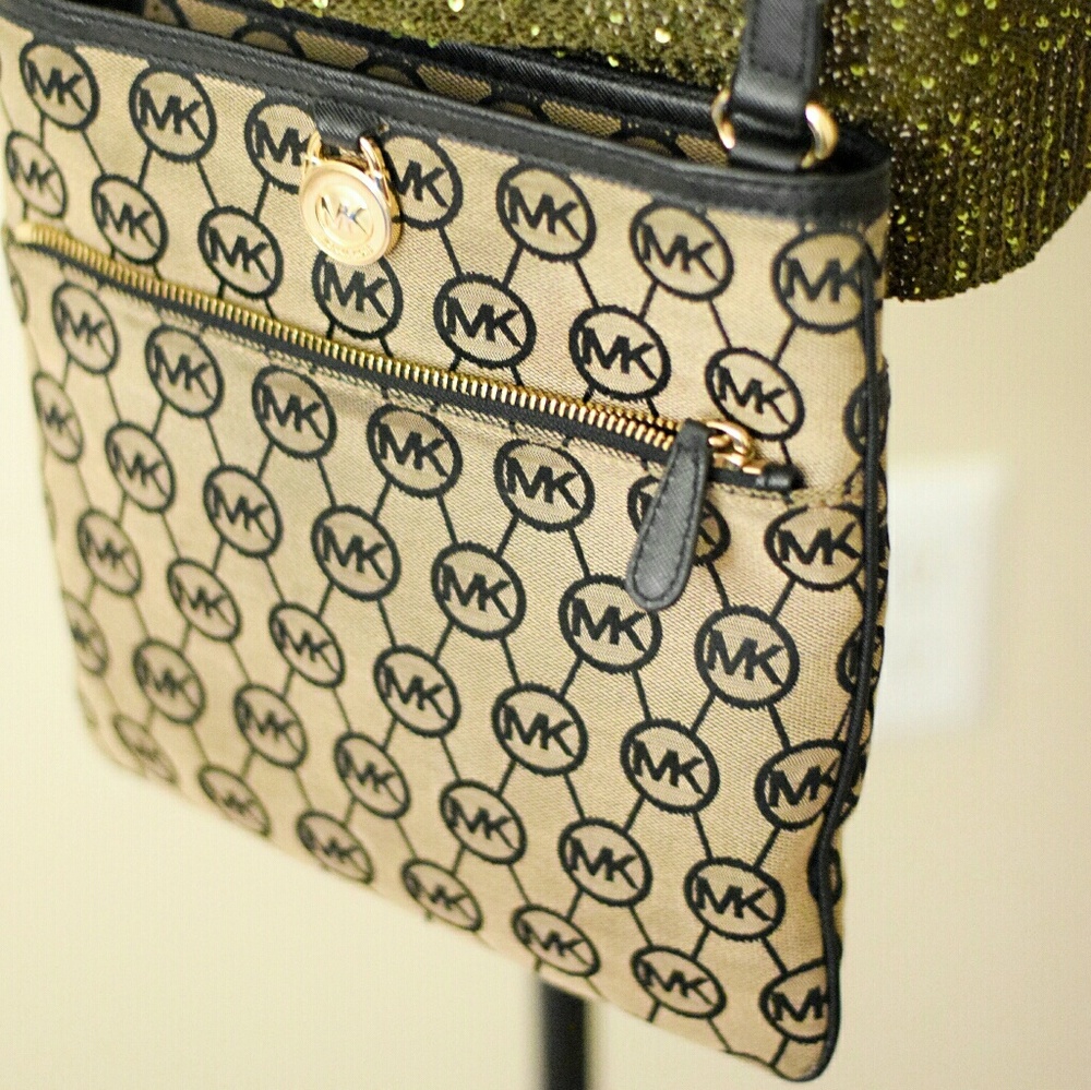 Michael Kors Crossbody Black & Tan Monogramed