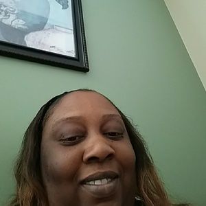 Meet your Posher, Lakishia