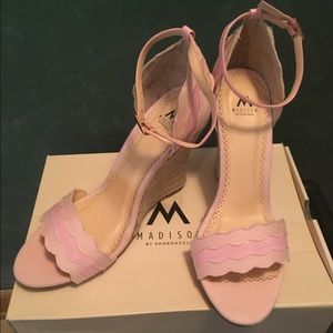 Madison by shoedazzle pink heels