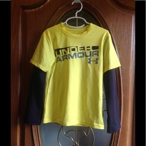 UA long sleeve tshirt
