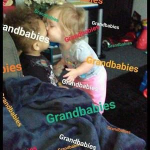 Meet your Posher, Carrie