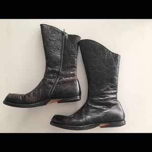 Cydwoq hand-made boots, great leather texture