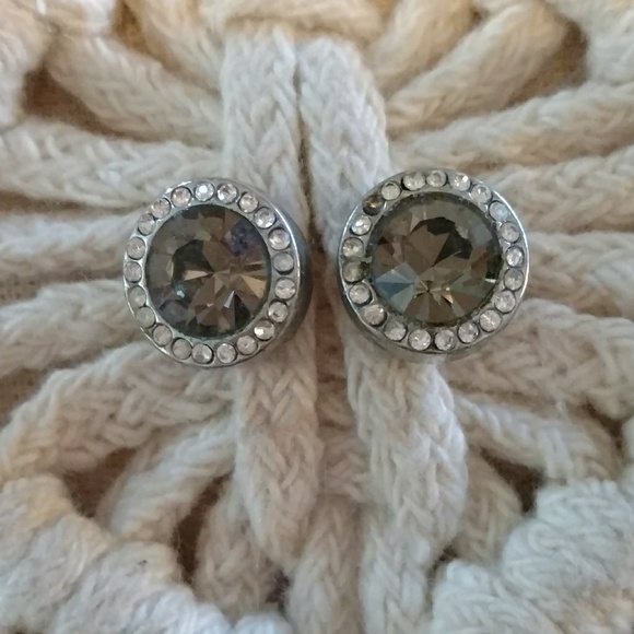 Jewelry - Dazzling Earrings