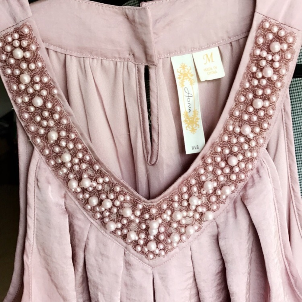 Pearl neck Adiva shirt