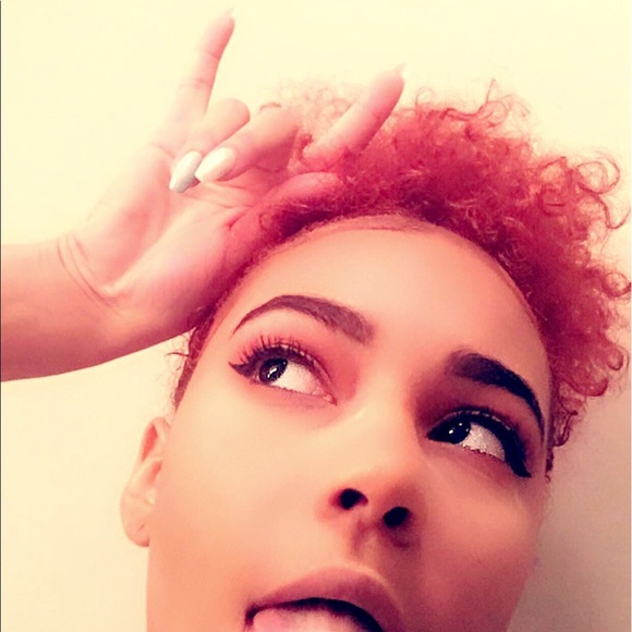 Meet your Posher, Chichi - Picture 3 of 4