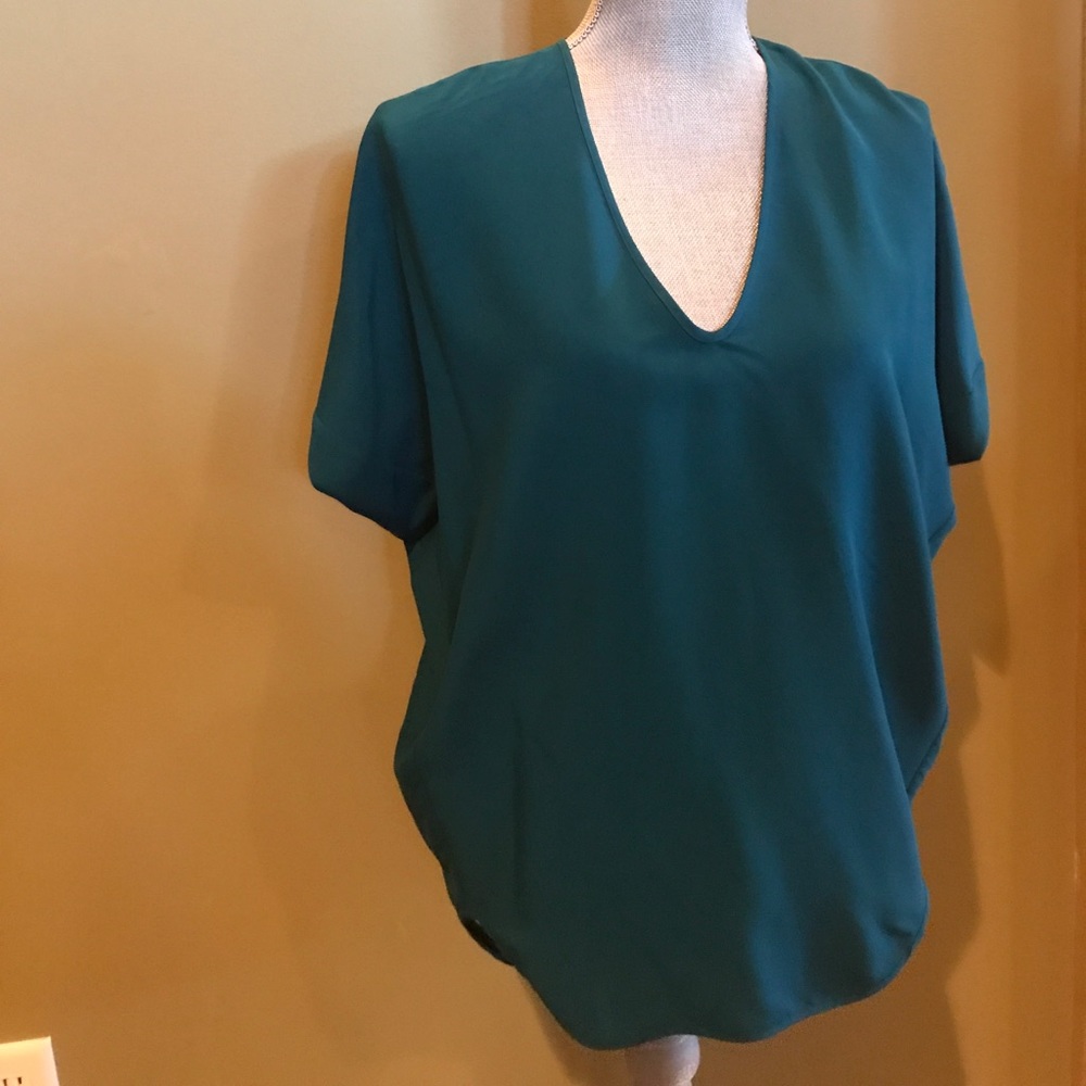 Worn once! Teal Top sz 2