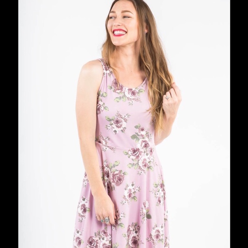 Agnes and Dora Fisher