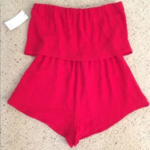 NWT Tobi Georgie Strapless Romper (red)