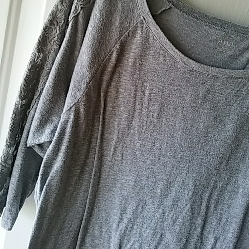 Nice casual shirt, 3/4 length sleeves