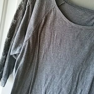 Nice casual shirt, 3/4 length sleeves