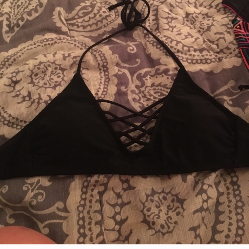 Bikini top
