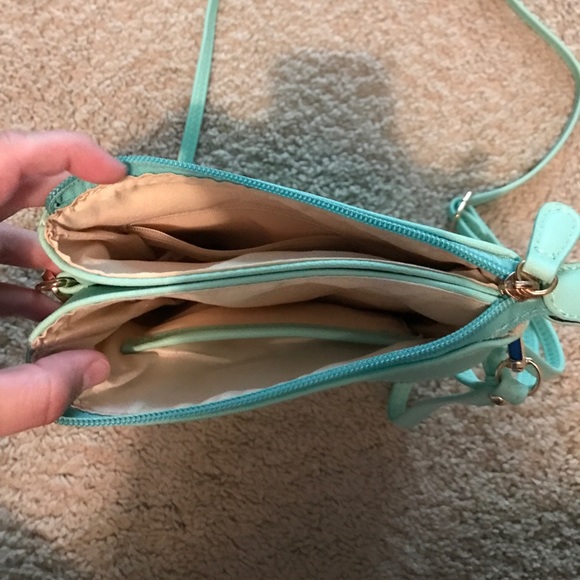 Purse - Picture 3 of 3