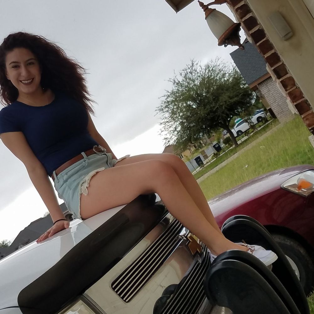 Meet your Posher, Jasmin