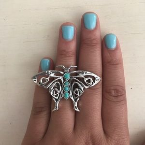 Butterfly ring