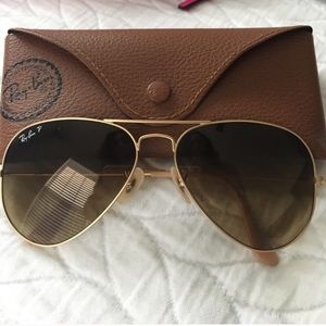 Ray-ban aviator matte gold 58 mm mint condition