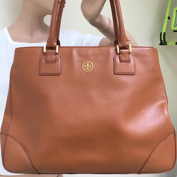 Tory Burch Handbags - 🆑🔴Authentic Tory Burch Robinson Big Bag 👏
