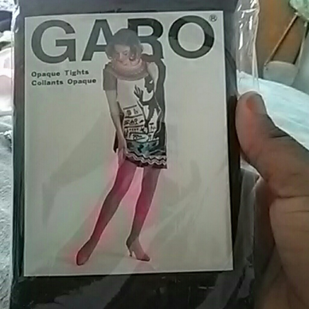 Opaque tights
