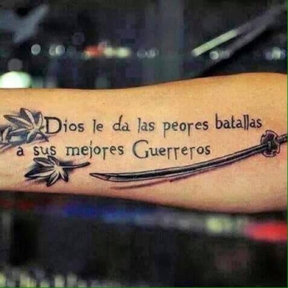 Meet your Posher, Claudia - Picture 1 of 1