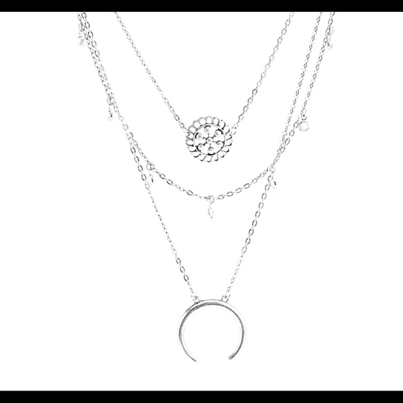 TRENDY FLOWER MOON STATEMENT NECKLACE BOHO - Picture 2 of 2