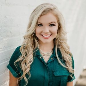 Meet your Posher, Avery