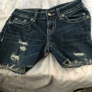 Miss me cut offs size 27