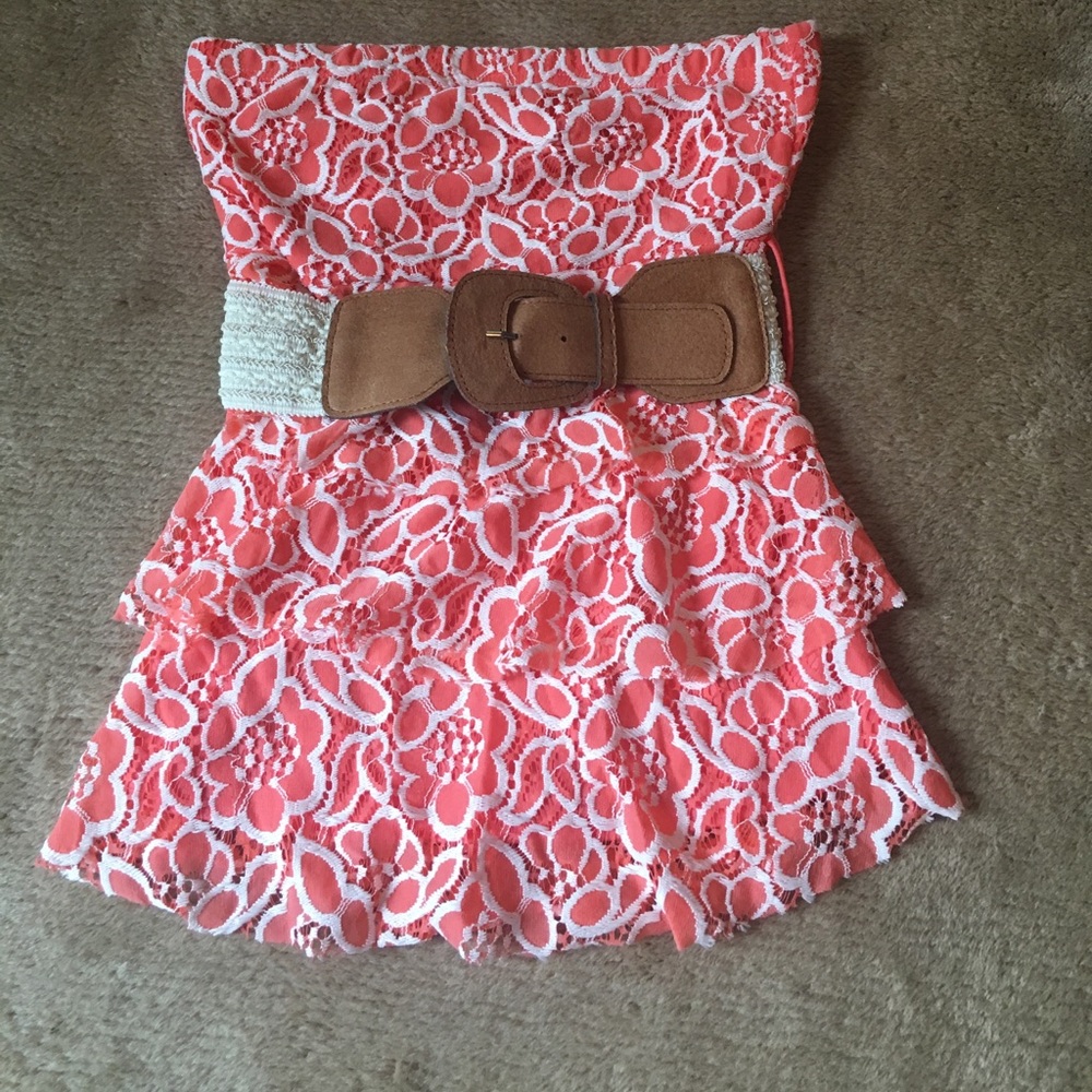 Strapless floral shirt with built in belt