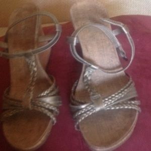 Kenneth Cole sandals