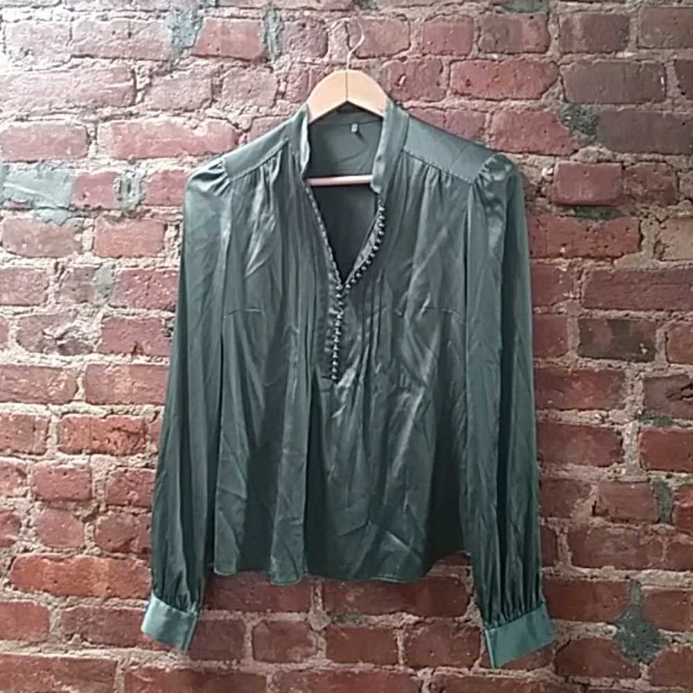 Green silk Tahari Blouse