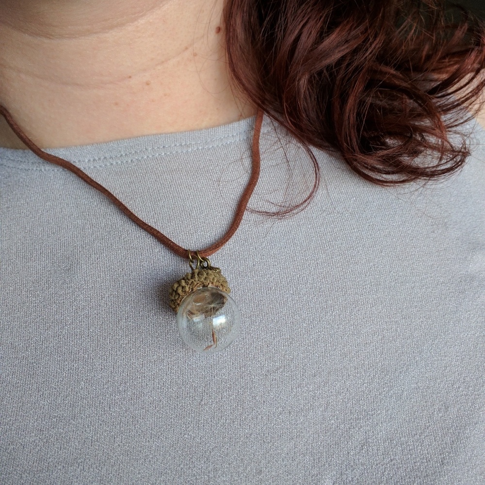 NWOT Acorn Wish Necklace