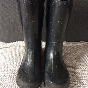 Glitter bogs rain boots ☔️