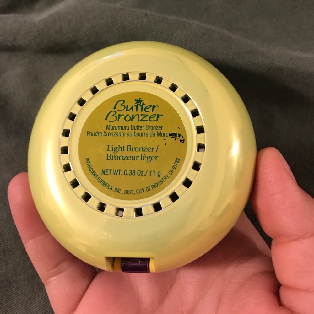 Light bronzer - Picture 2 of 3