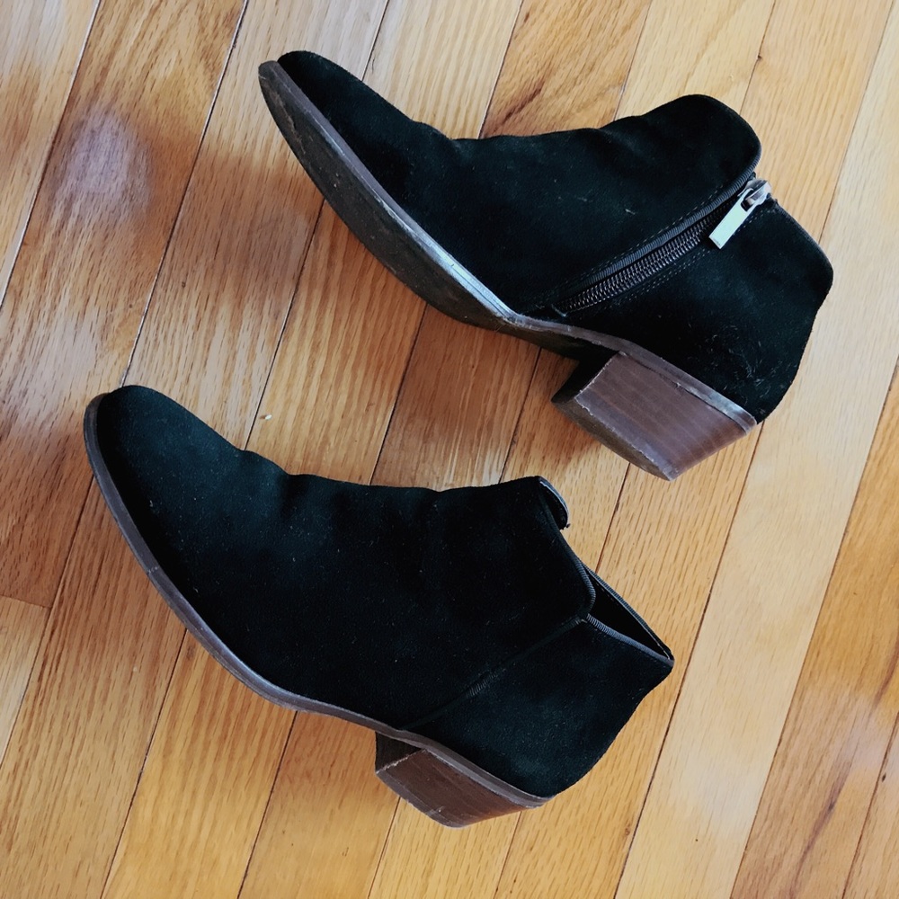 Crown Vintage Black Leather Booties