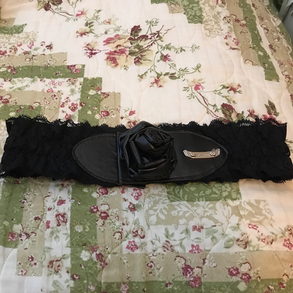 Guess belt