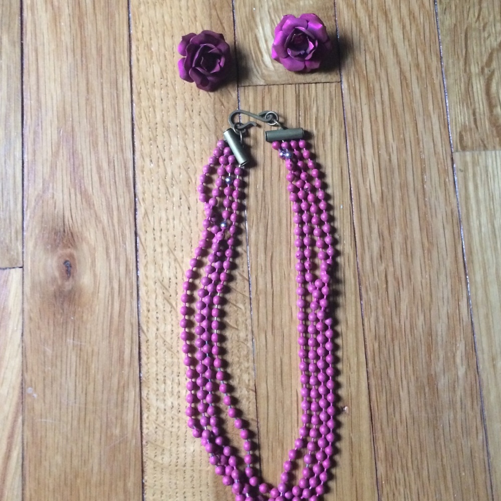 Vintage earrings and necklace